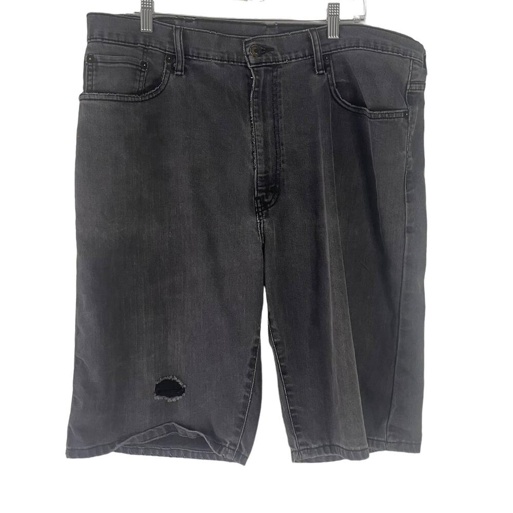 Levi's 550 Men's Size 38 Black Distressed‎ Denim Shorts